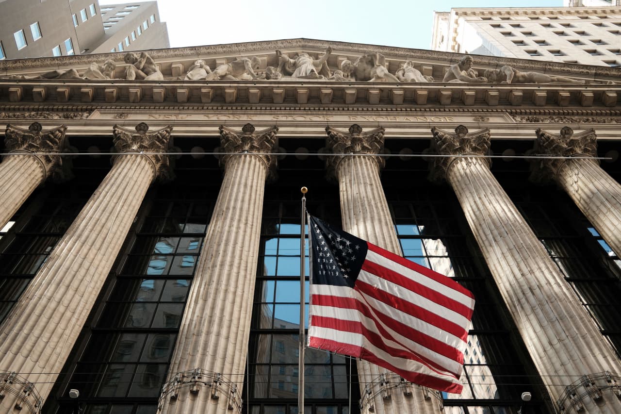 Vanguard’s S&P 500 index fund changed how we invest — nonetheless there would possibly be a higher manner to rep into the market