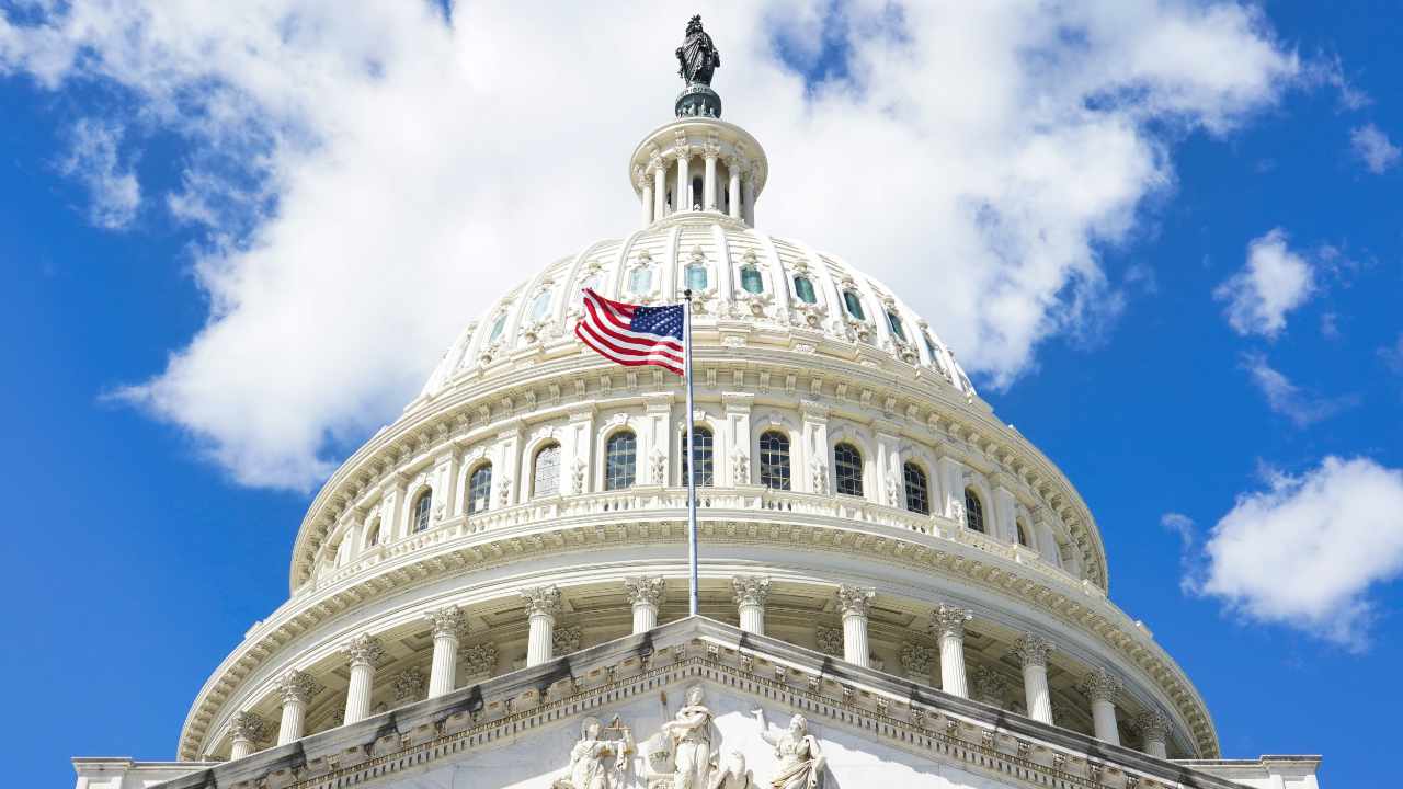 Grayscale Says US Crypto Tips Can Attain Without CLARITY Act