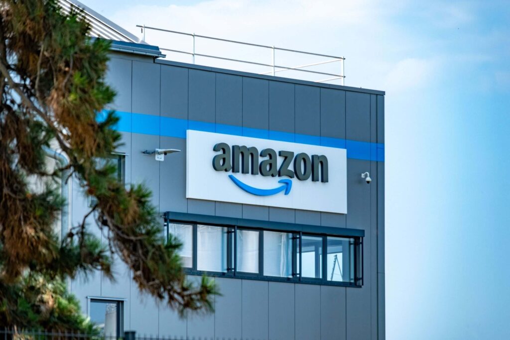 Amazon (AMZN) Inventory: Company Pauses 21 Air Operations After Fatal Miami Cargo Fracture