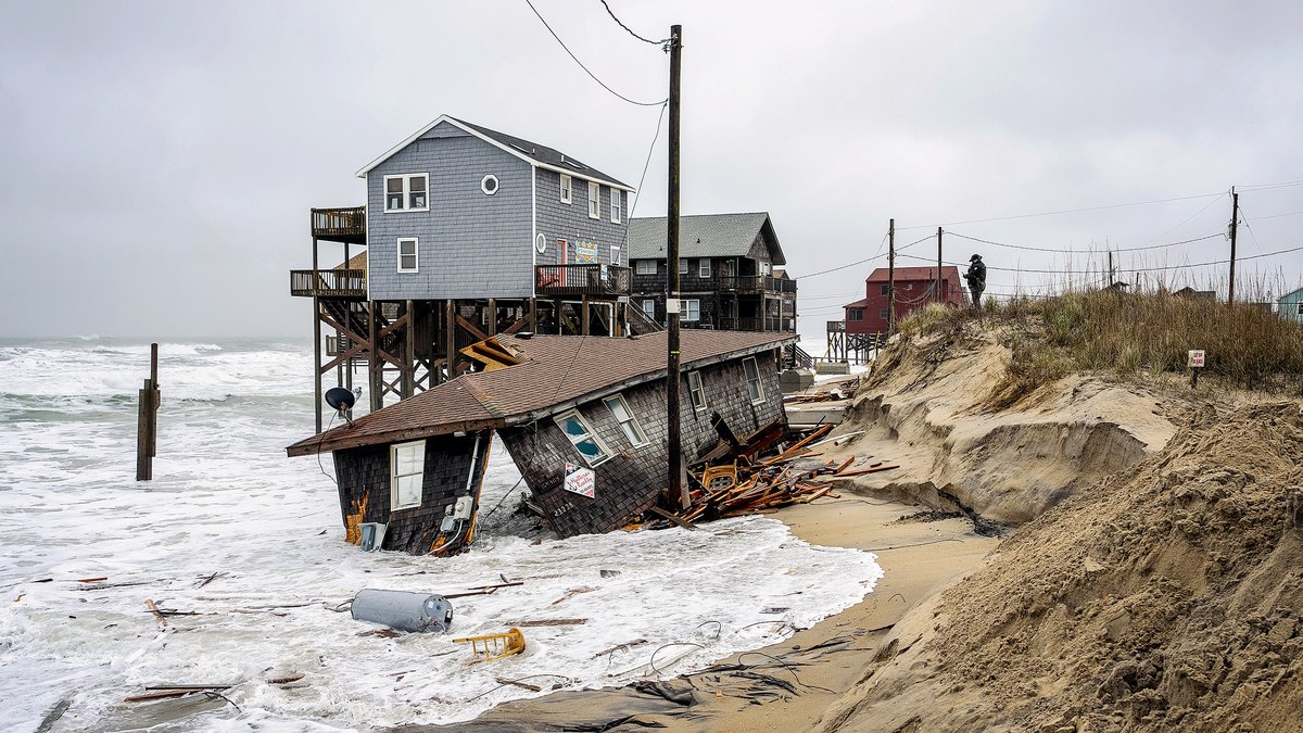 Outer Banks Homes Face Crumple as Nor’easter Worsens Erosion