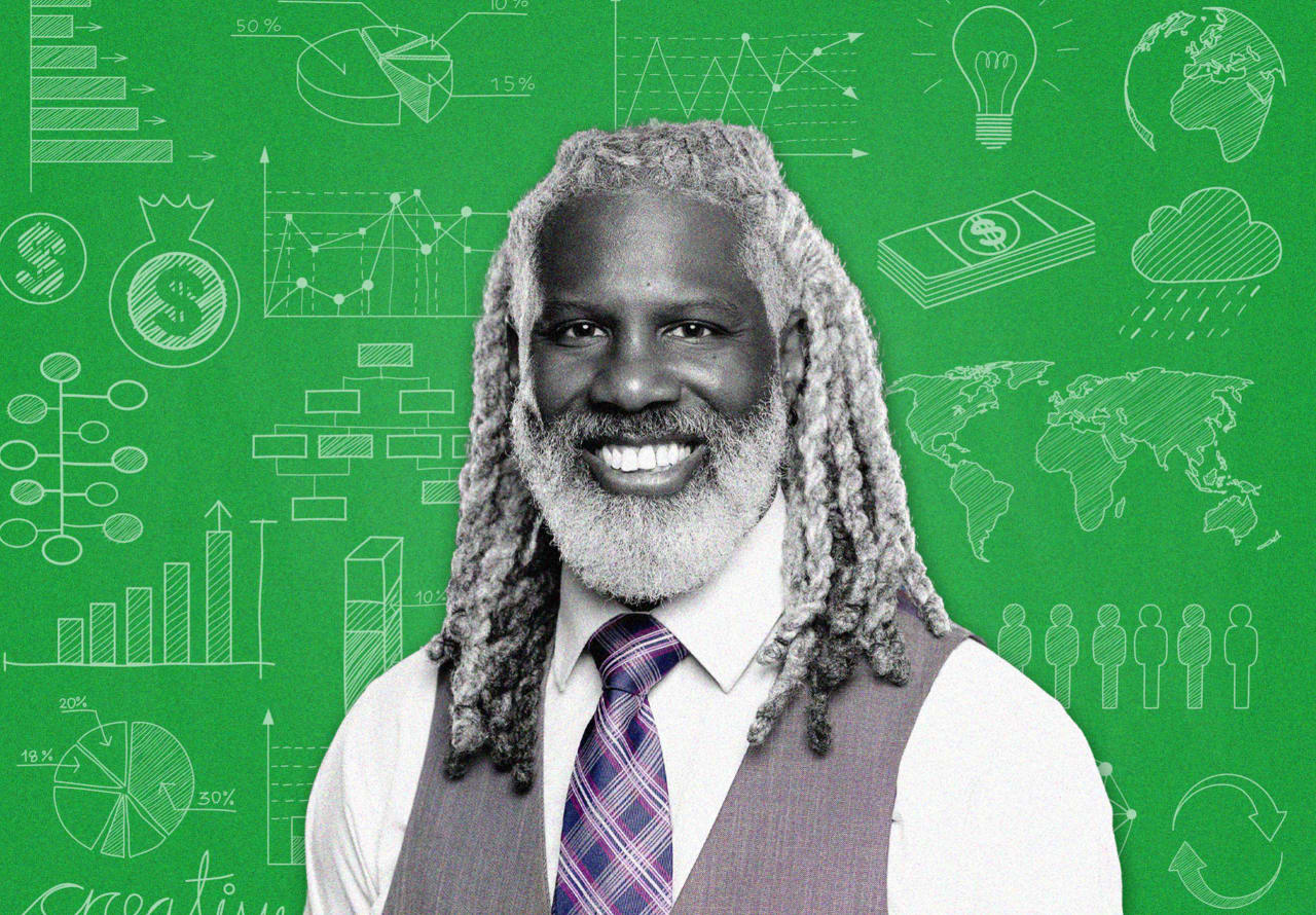 Meet the monetary-literacy trainer who helps excessive-college college students begin their very like Roth IRAs