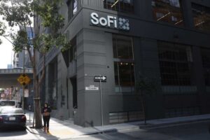 Why SoFi’s stock is soaring after earnings