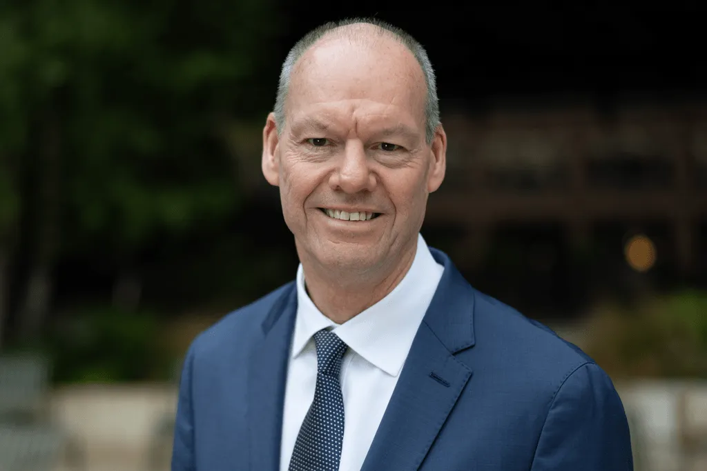 Reynolds to resume Mace chief executive role after succession rethink